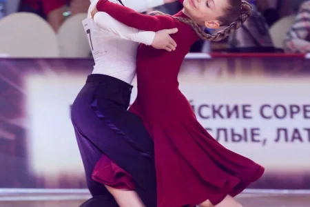 Школа танцев Hoodyakovdance на улице Мира фото 1