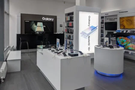 Фирменный магазин Samsung в Шараповском проезде фото 6