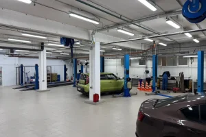 Автотехцентр Автопилот на Центральной улице фото 2